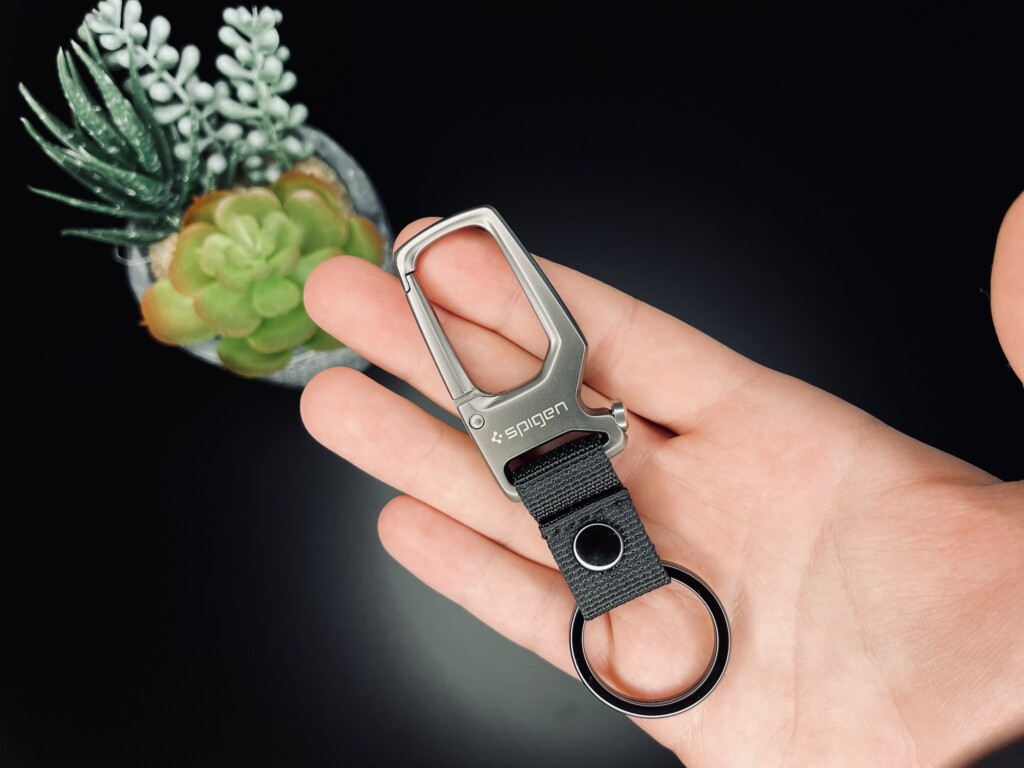 Spigen Carabiner Goove Italia Gadget